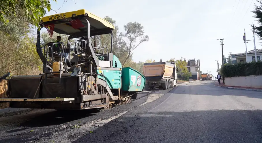 Orhangazi Belediyesinden Eski Hastane Yolun’da Asfalt Yenileme Mesaisi