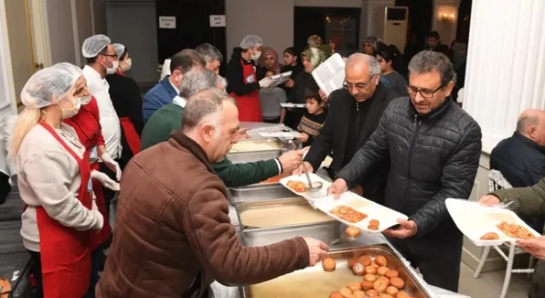 Osmangazi Belediyesi, Ramazan Ayında Panayır Mahallesinde Gönül Sofrası Kurdu
