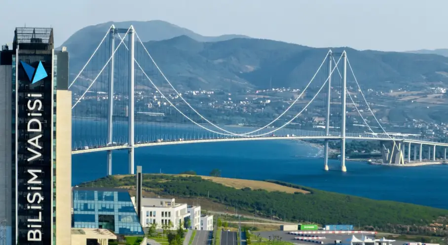 Osmangazi Köprüsü’nde Binler Koşacak, Ulaşım Sürecek
