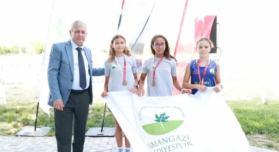Osmangazi’de Gençleri Spora Teşvik Eden Çalışmalar Sürüyor
