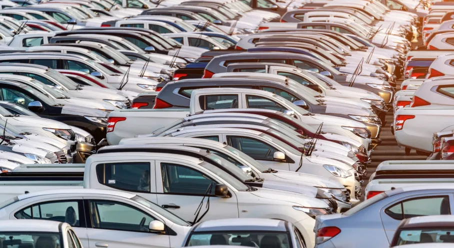 Otomobil Piyasasında Büyük Sürpriz: Reel Fiyatlar Düşüşe Geçti, Alıcılar İçin Fırsat Doğdu!