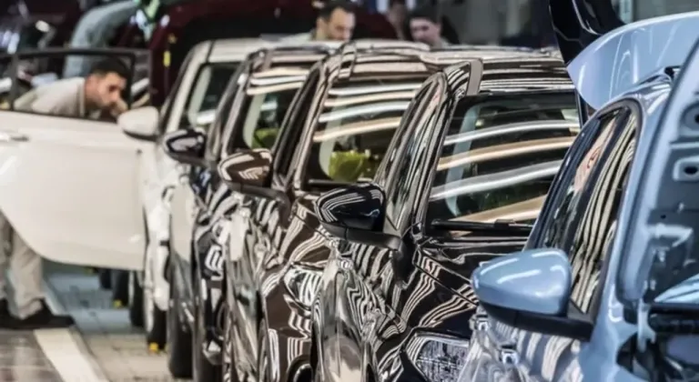 Otomotiv Sektörü Nisan Ayında İhracat Rekorları Kırdı! İşte Türkiye'nin İhracat Şampiyonu