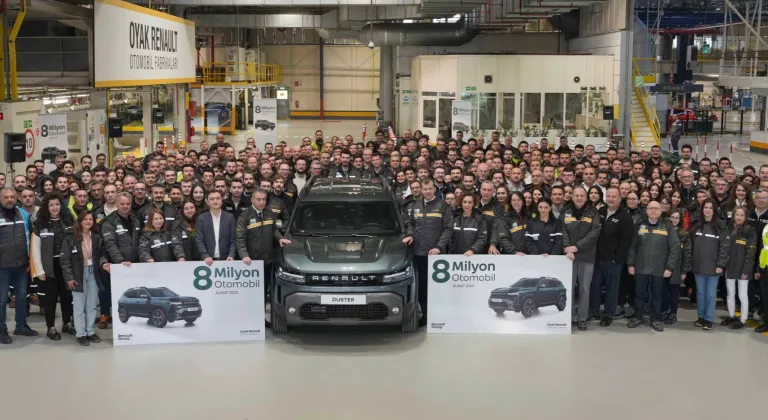 Oyak Renault Otomobil Fabrikası'ndan Tarihi An - 8 Milyonuncu Araç Banttan Indi!