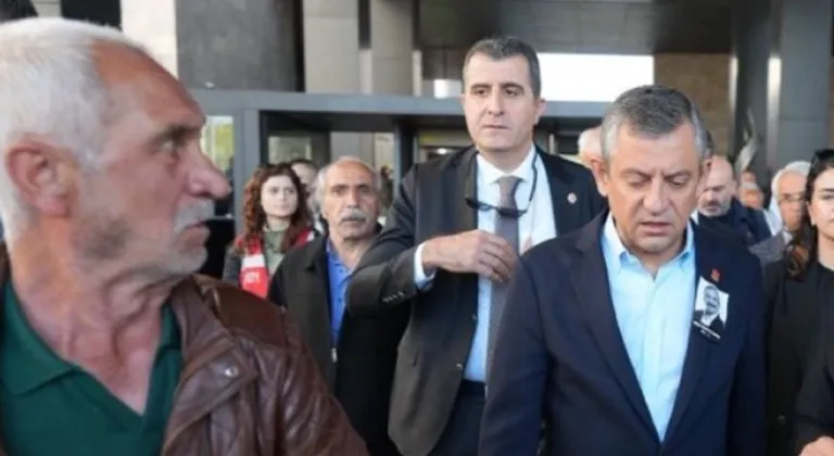 Özgür Özel'e Yumruklu Saldırı! Saldırganın Kimliği Belli Oldu