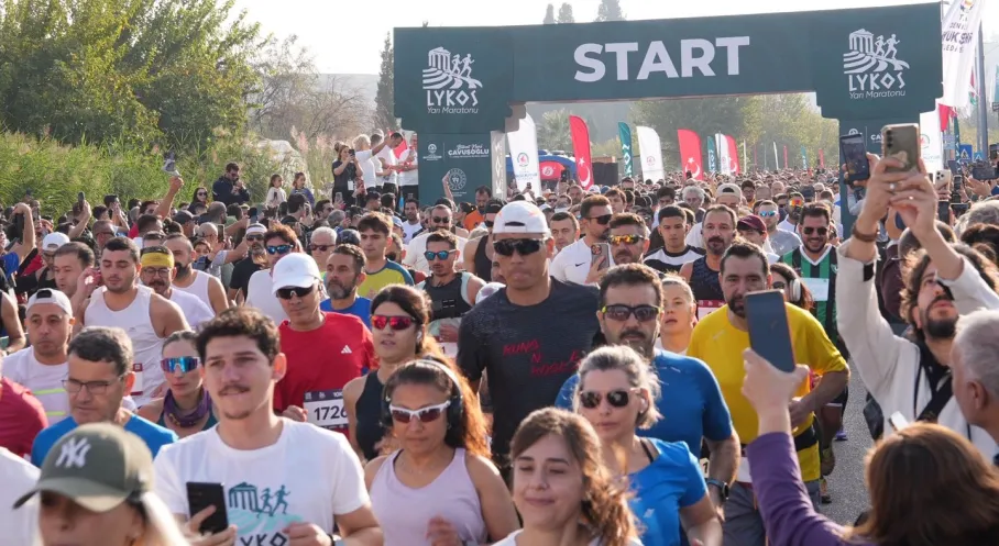 Pamukkale'de Tarih ve Spor Bir Arada: Lykos Yarı Maratonu Coşkusu!