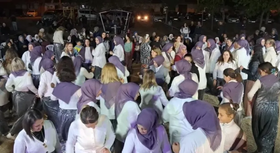 Pazaryeri Şalvar Gecesi: Köy Kadınları Coşkusuyla Meydanı İnletti!