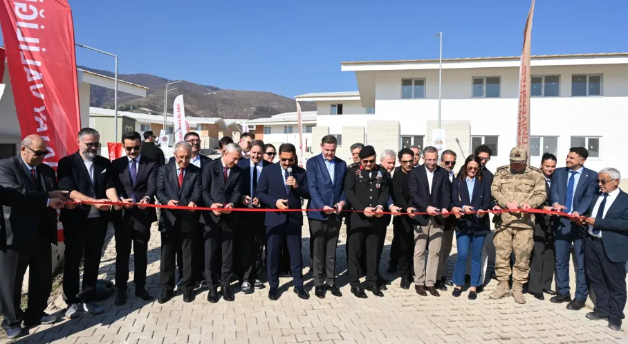 Peninsula'dan Hatay'a Umut Işığı: 100. Yıl Köyü Projesi Tamamlandı!