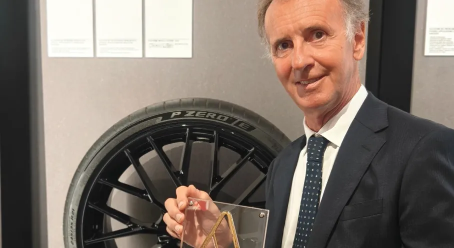 Pirelli'ye Tasarım Oscarı: P Zero E'ye Uluslararası Altın Pusula!