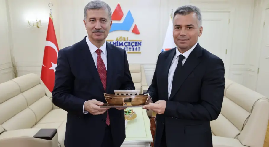 Rektör Gülçin’den Sempozyum Düzenleme Kurulu ve sekretarya personeline teşekkür