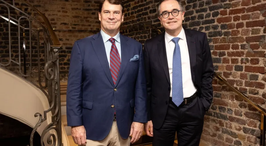 Renault ve Ford'dan Dev İş Birliği: Elektrikli Araç ve Ticari Pazarda Yeni Dönem Başlıyor!