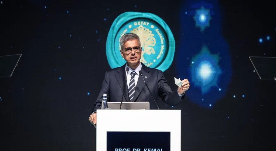 Sağlık Bakanı'ndan Gazze'ye Duygusal Çağrı: 'Kağıttan Gemi Umut Taşıyor!'