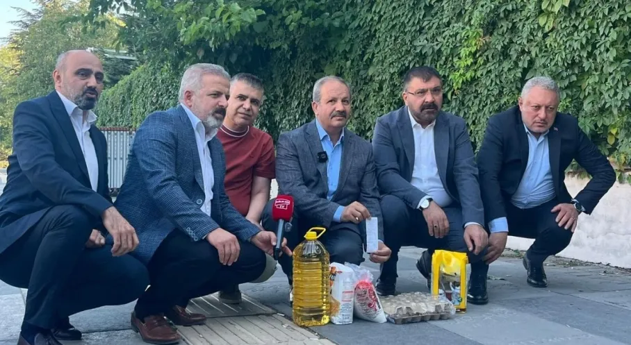 Sağlık-Sen'den Zam Tepkisi: 'Çarşı Pazar Rakamlarıyla Masaya Gelin!'