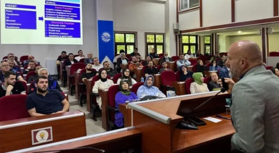Sakarya'da İş Güvenliği Seferberliği: Büyükşehir Belediyesi Personeline Yoğun Eğitim