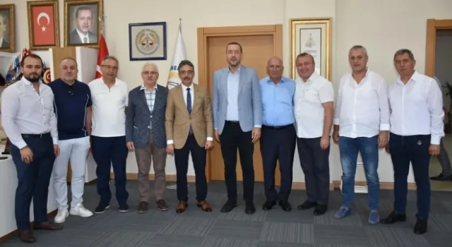 Sakarya'da Trabzon Rüzgarı: Dernek Başkanları Belediyeleri Ziyaret Etti!