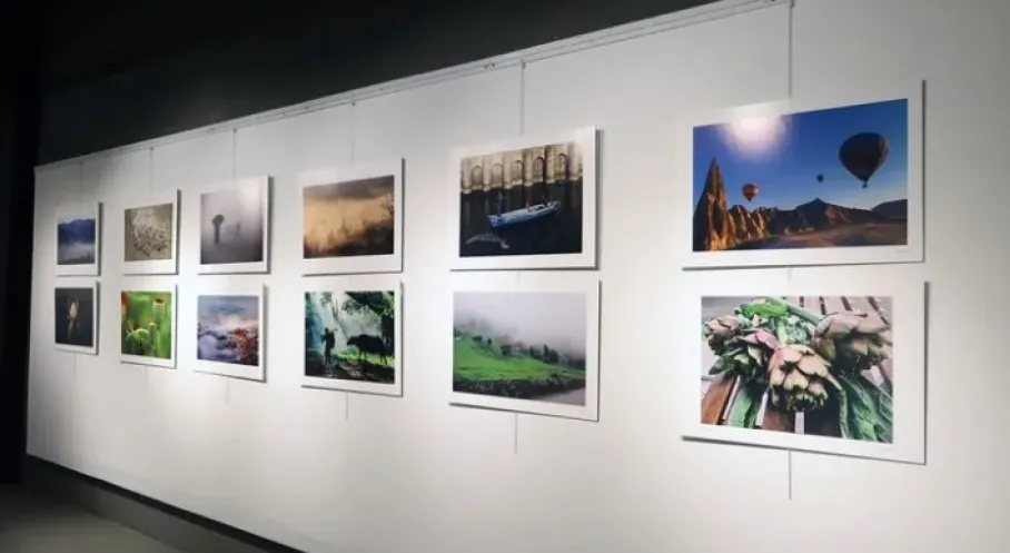 Sakarya'da Sanat Coşkusu: 30 Yıllık Miras Sergiyle Taçlandı!