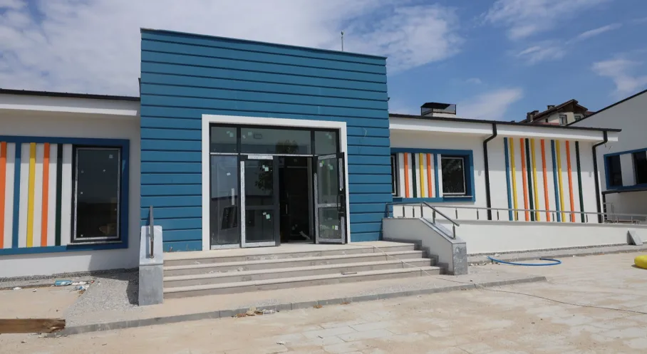 Sakarya Arifiye'de Gençler İçin Yarı Olimpik Havuz ve Eğlence Dolu Yeni Merkez Açılıyor!