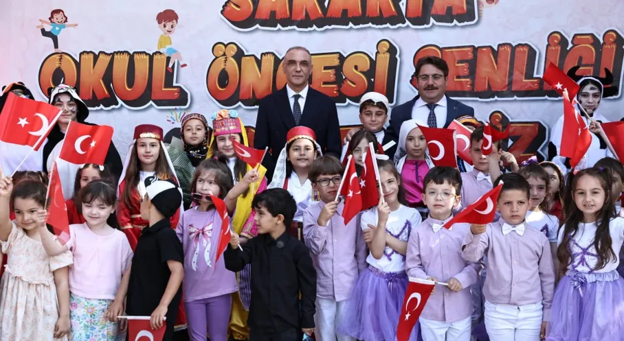 Sakarya Okul Öncesi Şenliği'nde Coşku Sel Oldu: Minik Kalpler Eğlenerek Öğrendi!