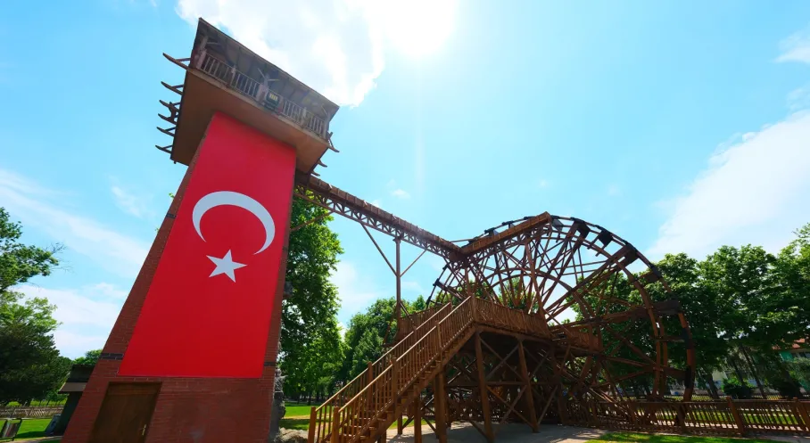 Sakarya'nın Mirası Canlandı: Tarihi Çark ve Yel Değirmeni Yeniden İhtişamına Kavuştu!