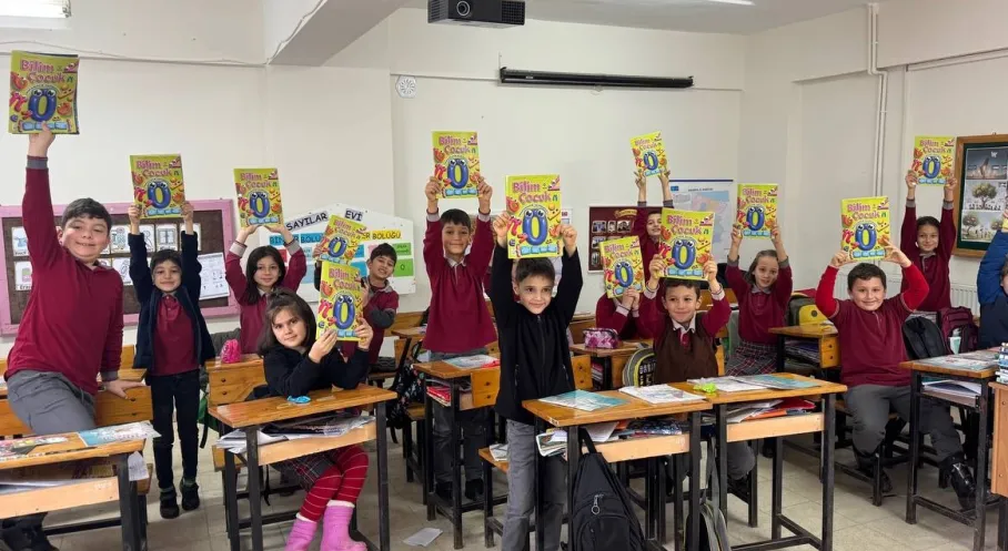 Sakarya'da Bilim Rüzgarı Esti! Geleceğin Bilim İnsanları Bu Projeyle Keşfediliyor