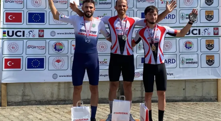 Sakaryalı Sporcular Kano, Kick Boks ve Dağ Bisikletinde Zirvede