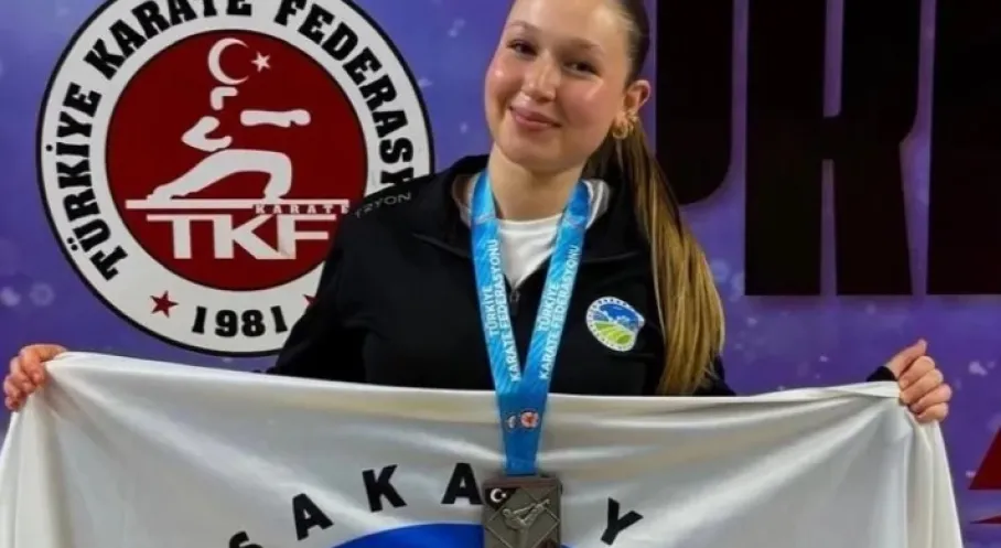 Sakarya'dan Şampiyonlar Çıktı! Otizm ve Karate Sporcularımız Gururlandırdı