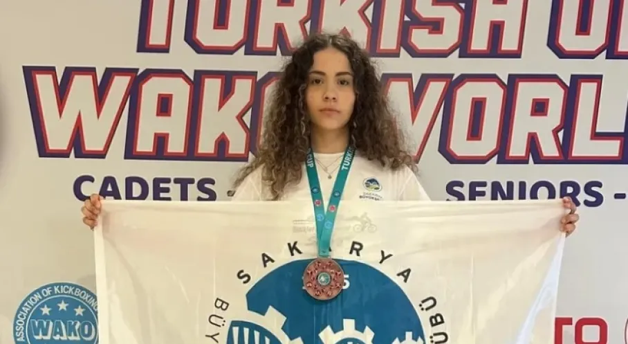 Sakaryalı Sporcular Dünya Kupası'nda ve Maratonlarda Madalya Fırtınası Estirdi!