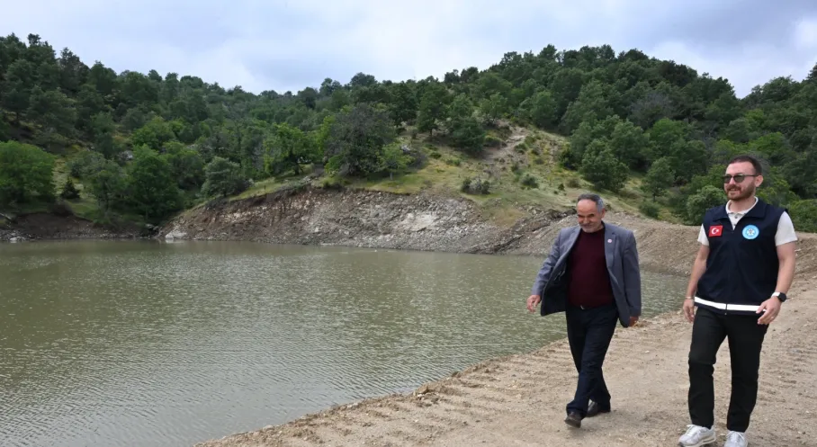 Salihli Damatlı'da Çiftçilerin Yüzünü Güldüren Haber: Sulama Göleti Yeniden Hizmette!