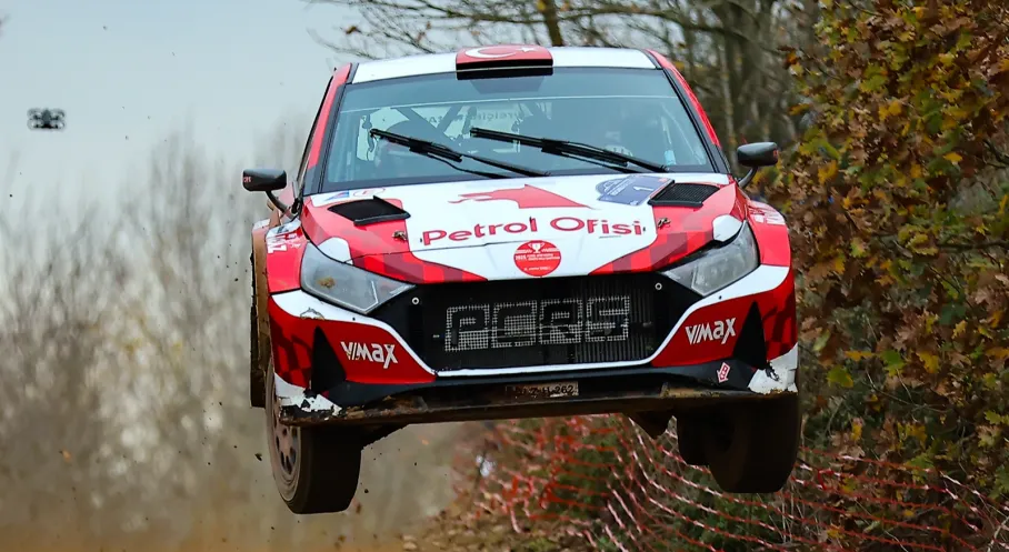 Şampiyon Pilot Kazaz, Sezonu Zaferle Kapadı