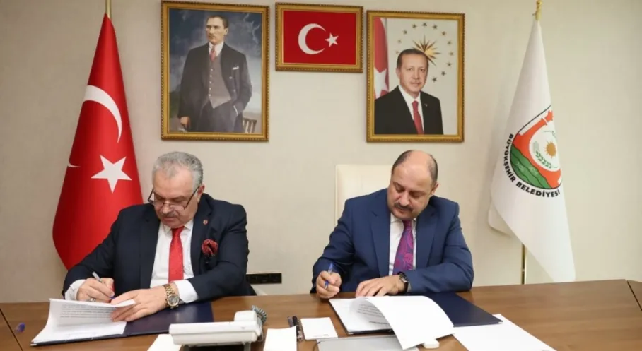 Şanlıurfa'da Dev İşbirliği: Büyükşehir ve Rızvaniye Vakfı El Sıkıştı!