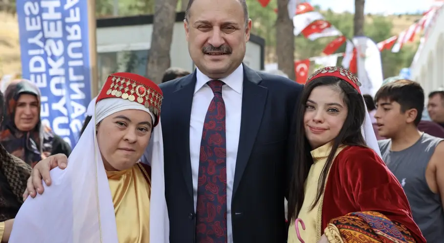 Şanlıurfa Büyükşehir, Otizm ve Ruh Sağlığı Merkezlerini Hizmete Sundu 