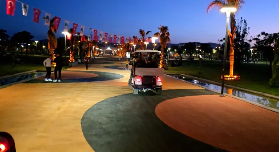 Şanlıurfa Eyyübiye Millet Bahçesi'nde Elektrikli Golf Araçları Dönemi Başladı!