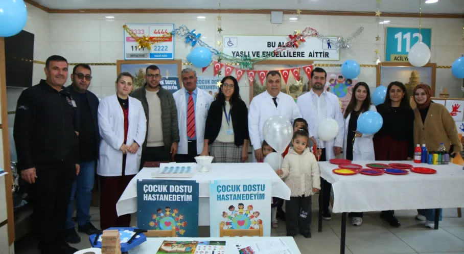 Şanlıurfa'da Balıklıgöl Devlet Hastanesi'nden Çocuklara Özel Dünya Çocuk Hakları Günü Kutlaması!