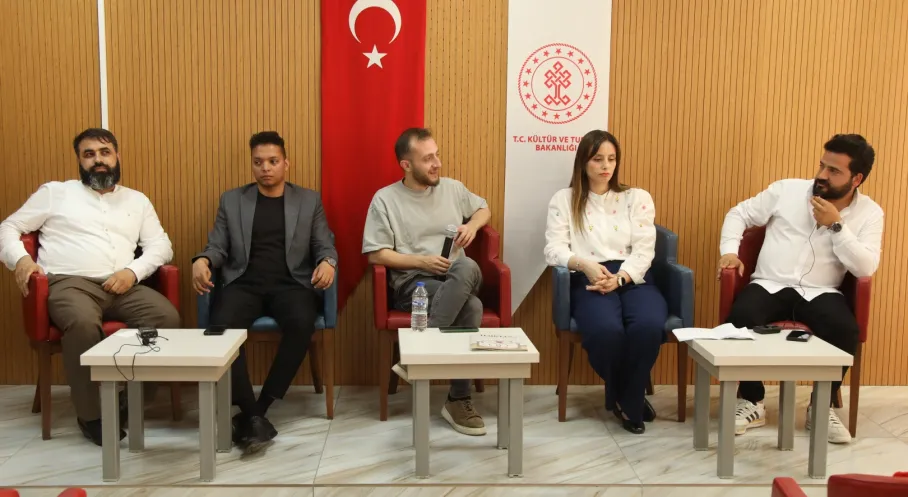 Şanlıurfa'da Edebiyat Rüzgarı: Genç Yazarlar Kültür Yolu Festivali'nde Buluştu!