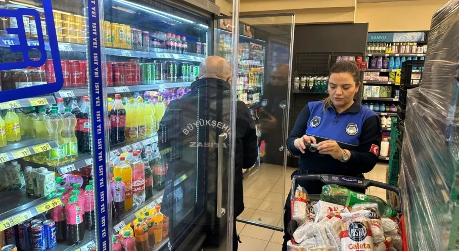 Şanlıurfa'da Büyük Gıda Skandalı: Raflardaki 1.5 Milyon TL'lik Zehirli Ürünlere El Konuldu!