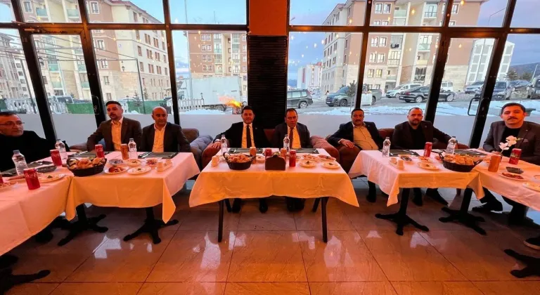 Sarıkamış MHP İlçe Teşkilatı Ramazan İftarında Bir Araya Geldi