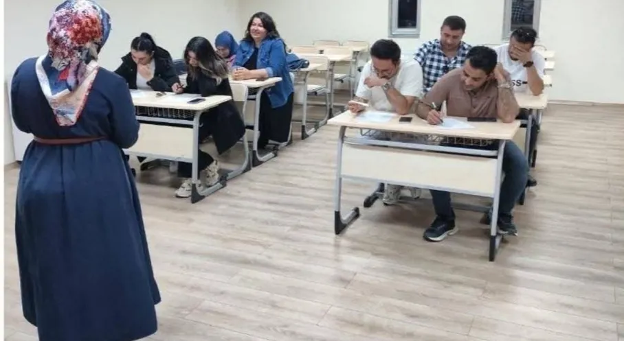 Sarıkamış'ta Kumar Bağımlılığı Alarmı! Personel Eğitimiyle Mücadele Başladı