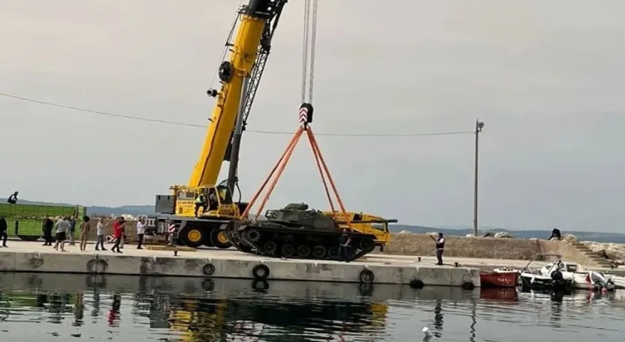 Saros Körfezi'nde Çevreci Devrim! Hurda Tanktan Yapay Resif ile Deniz Hayatı Canlanıyor