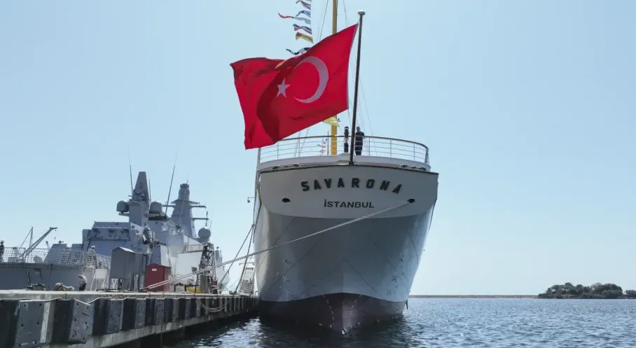 Savarona İstanbul Boğazı'nda: Atatürk'ün Mirası Yeniden Denizlerde!