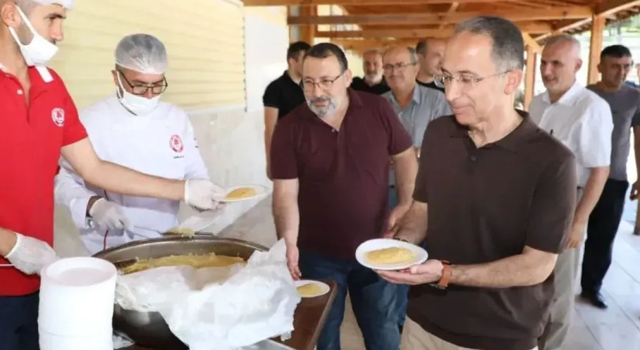 SDÜ'de 15 Temmuz Şehitleri Anıldı: Helva İkramı ile Milli Birlik Vurgusu!