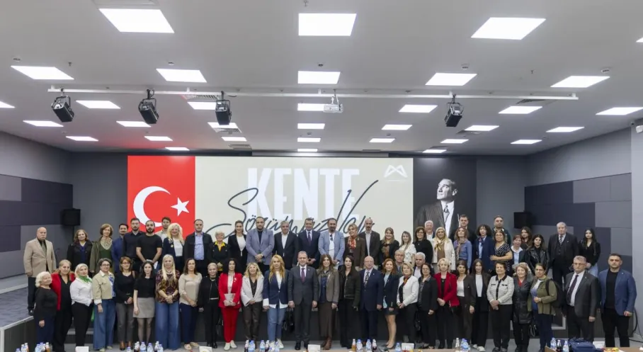 Başkan Seçer'den Mersin'i Uçuracak Formül: 'Katılımcı Demokrasi ve Marka Kent Vizyonu' Detayları Ortaya Çıktı!