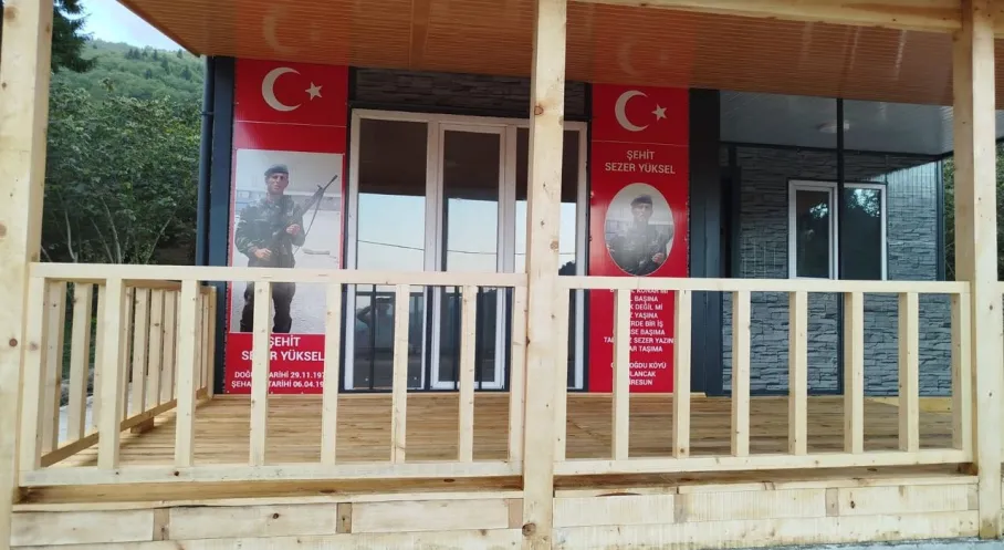Şehit Babasının Ev Hayali Gerçek Oldu: Anahtar Teslim Töreniyle Mutluluk Gözyaşları!
