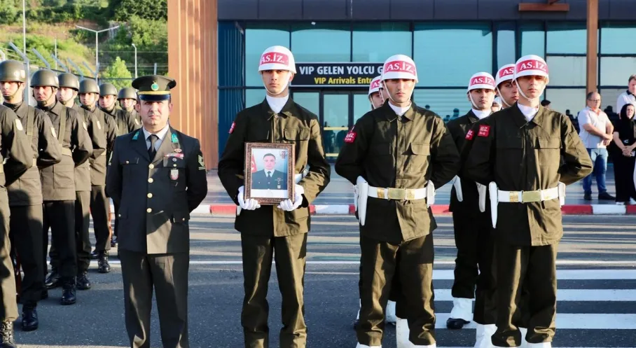 Şehit Uzman Çavuş Kani Obi Ordu'da Defnedildi: Terörle Mücadelede Acı Kayıp!