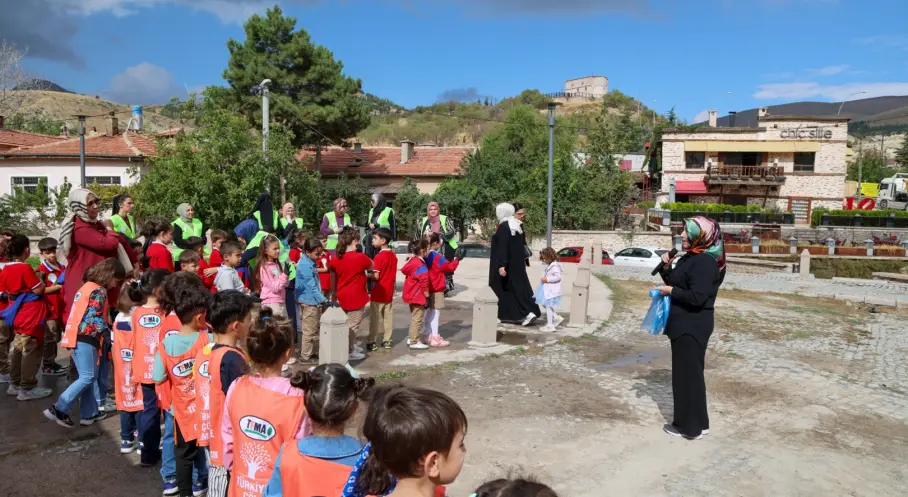 Selçuklu Belediyesi’nden  Çevre Duyarlılığına Dikkat Çeken Etkinlik   