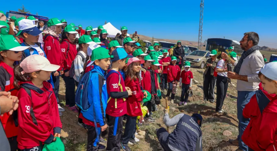 Selçuklu'da Sıfır Atık Devrimi: Milyonlarca TL Kazandıran Çevre Dostu Projelerle Gelecek Yeniden Yazılıyor!