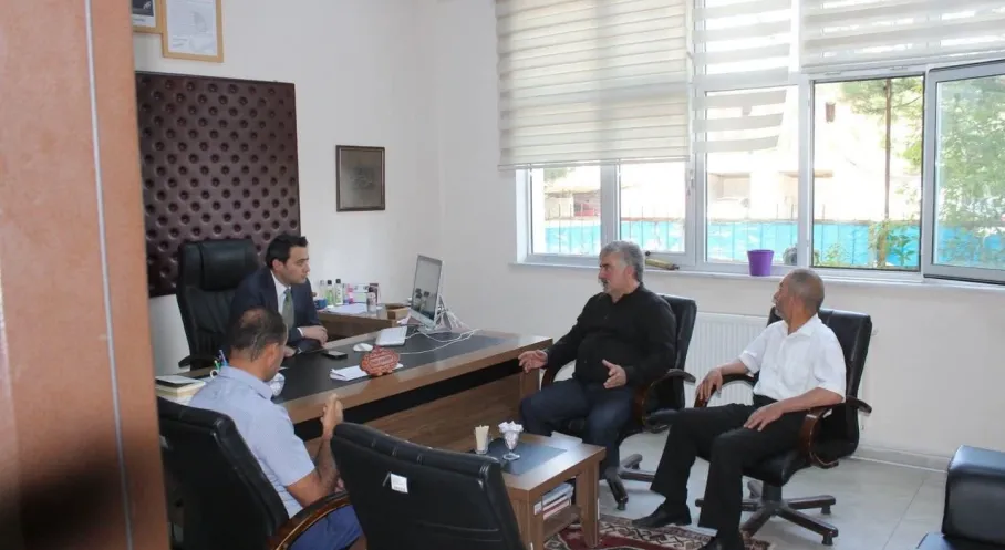 Selim'de Kaymakam Semiz'den Kurum Ziyaretleri: Halkın Hizmet Kalitesi Artıyor!