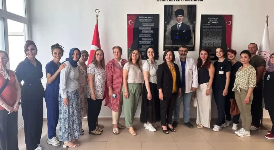Serik Devlet Hastanesi'nden Annelere Müjde! 'Anne Dostu' Unvanı Aldı