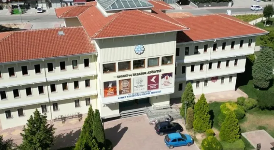 Selçuklu'da SETAP Yaz Coşkusu: Çocuklar Sanatla Geleceğe Hazırlanıyor!