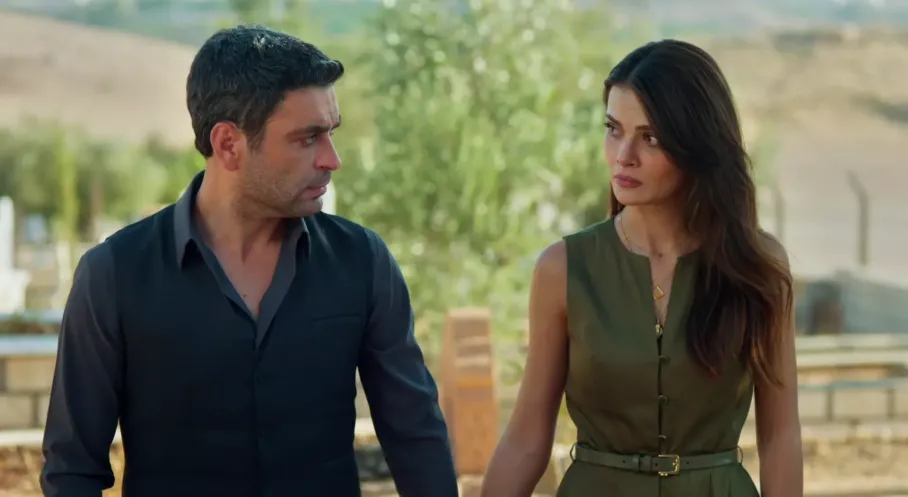 Uzak Şehir 2. Sezon Ne Zaman Başlıyor? Sinem Ünsal ve Ozan Akbaba'dan Bomba Açıklamalar!