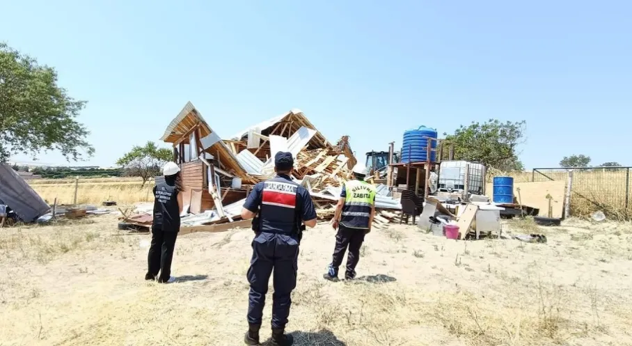 Silivri'de Tarım Arazilerine Kaçak Yapı Şoku! Belediyeden Sıkı Denetim