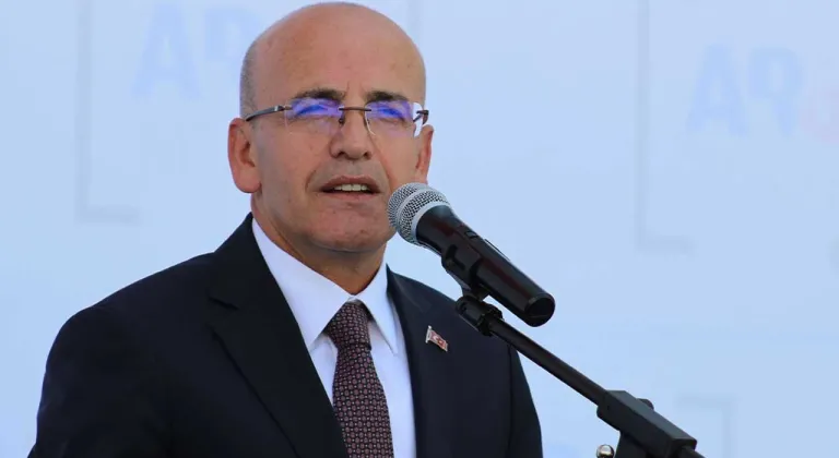 Şimşek'ten Turizm Geliri Müjdesi: Cari Açıkta Beklenen Düşüş!